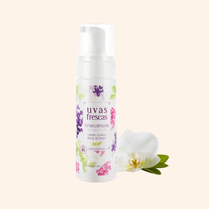 Espuma limpiadora facial con extractos de uva